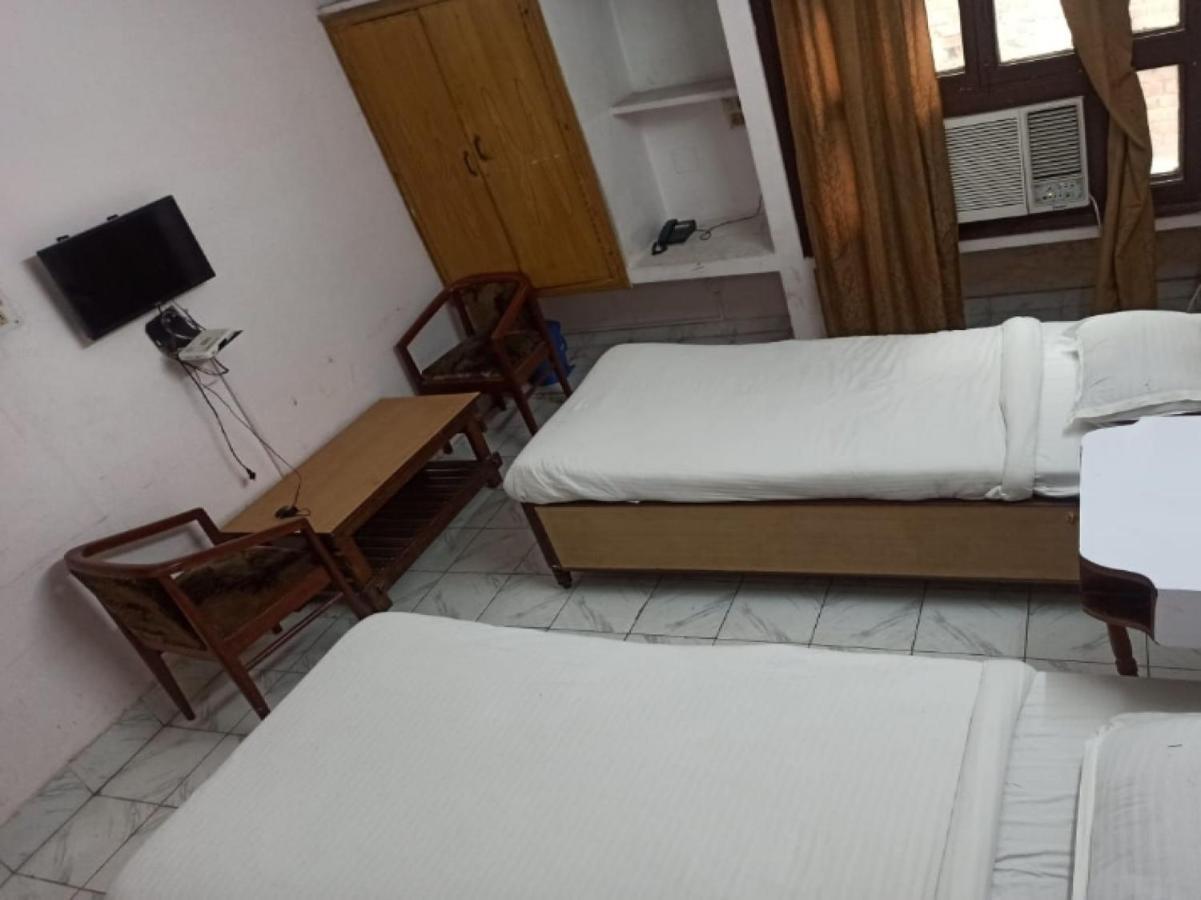 Oyo 80830 Hotel Buddha International Бодх Гая Екстериор снимка